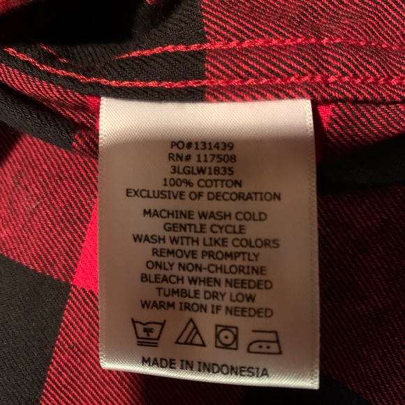 Levi’s Misses XS Buffalo Plaid Long Sleeve Button-Down Flannel Shirt - Picture 5 of 6